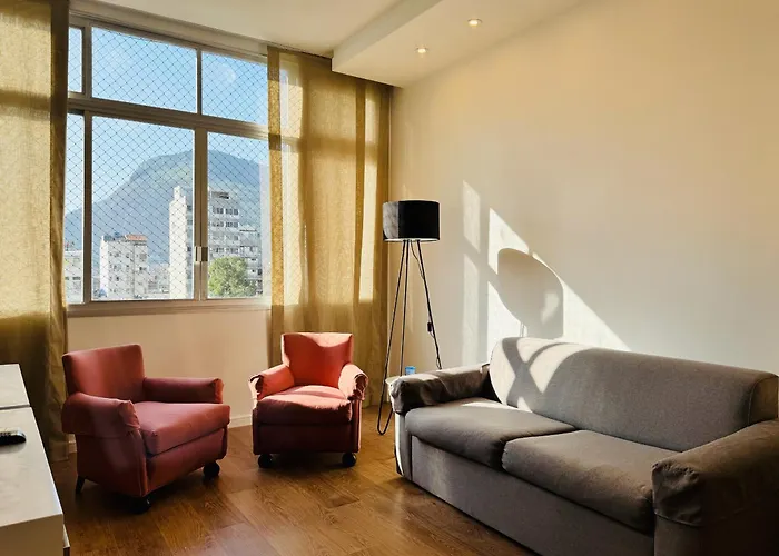 Ipanema Novo, Amplo 3 Quartos - Besthostrio