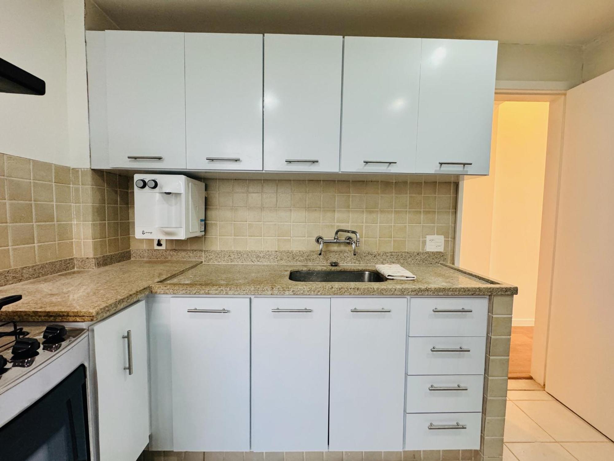 Apartamento Ipanema Novo, Amplo 3 Quartos - Besthostrio *