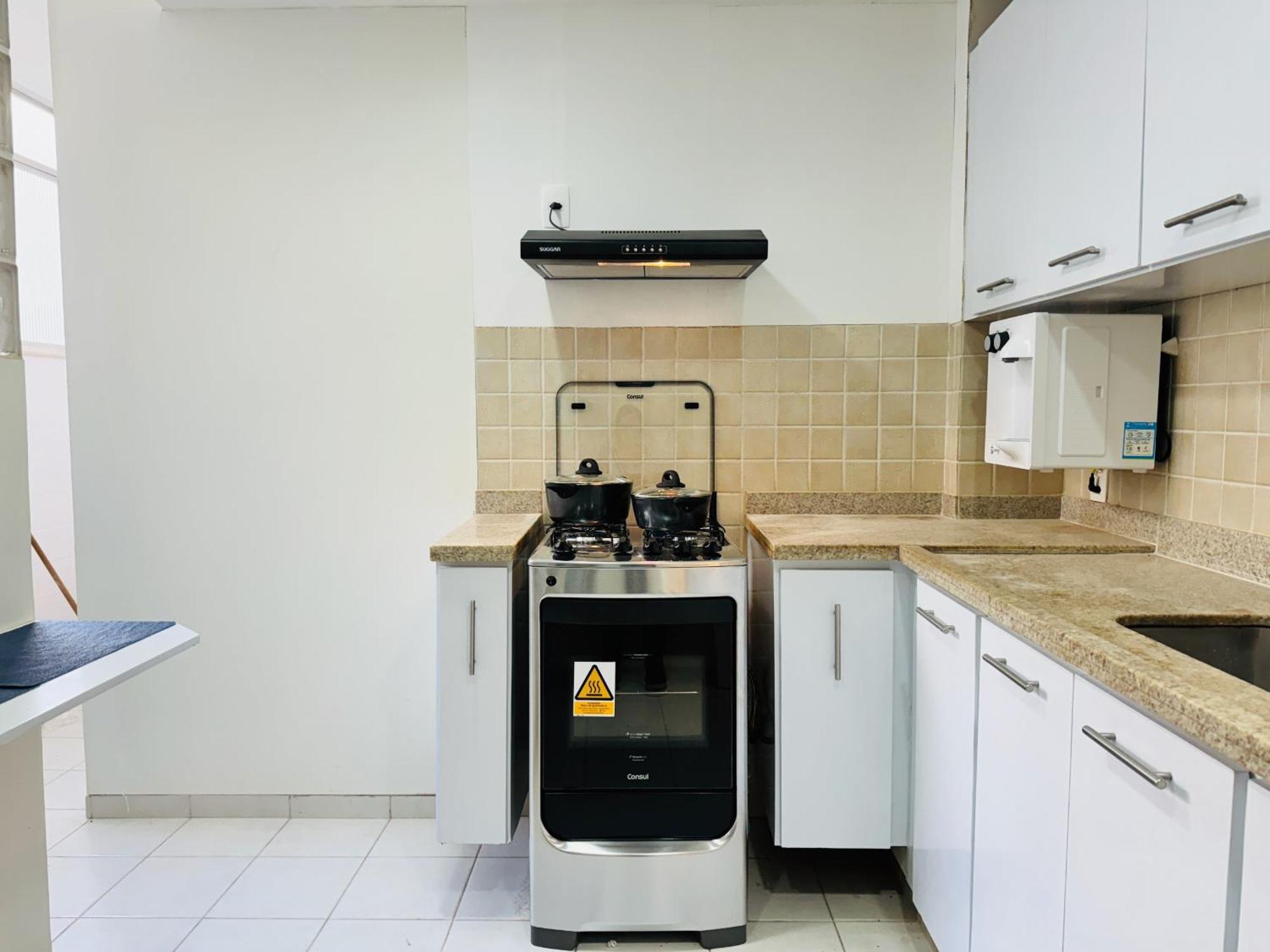 Apartamento Ipanema Novo, Amplo 3 Quartos - Besthostrio